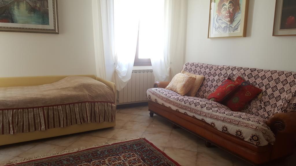 Chiara Apartment Местре Екстер'єр фото